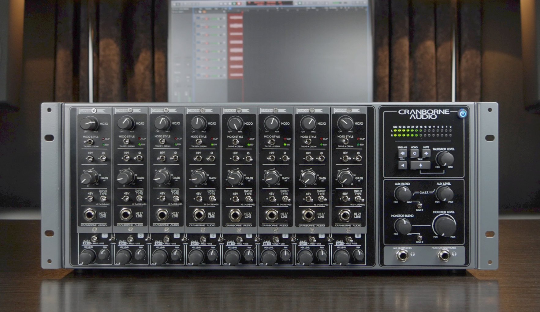 R8_Wide_Front_c500_72dpi_JPG-1