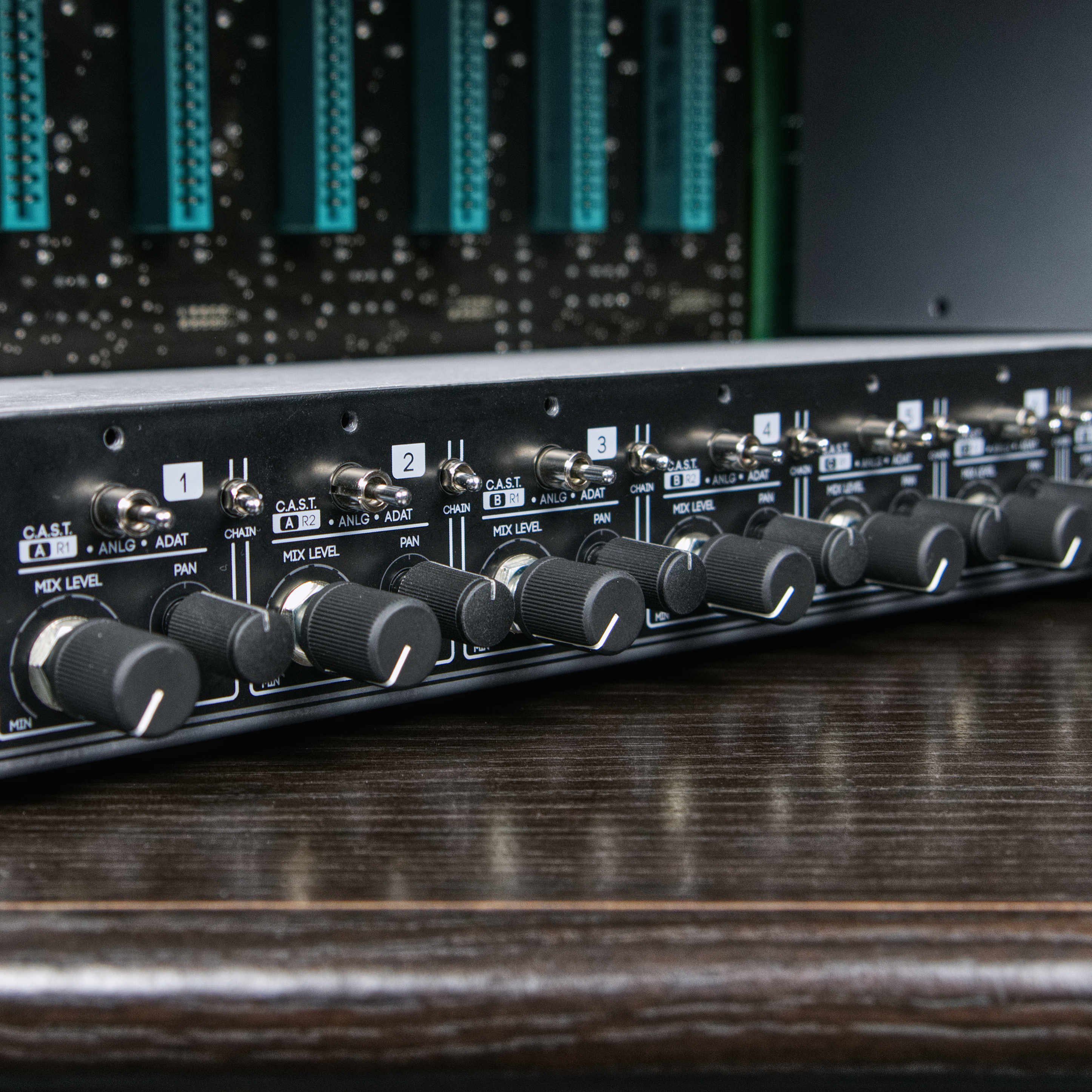 Cranborne Audio 500ADAT ADAT expander, summing mixer, & 8slot 500