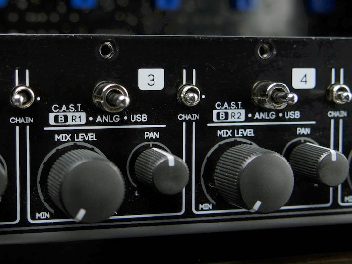 R8_MixBus